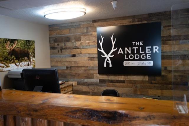 The Antler Lodge - Gardiner Exterior foto