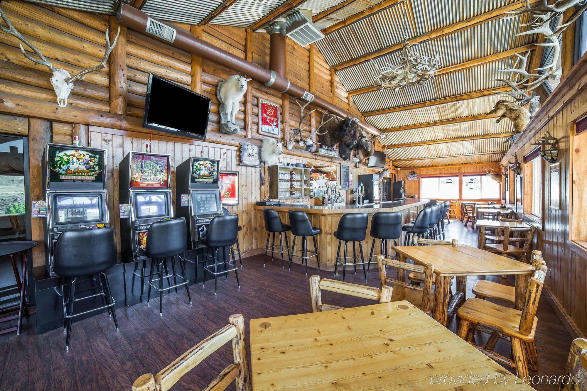 The Antler Lodge - Gardiner Exterior foto
